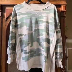 Abrie camo, cream, green, gray, XS. NWOT